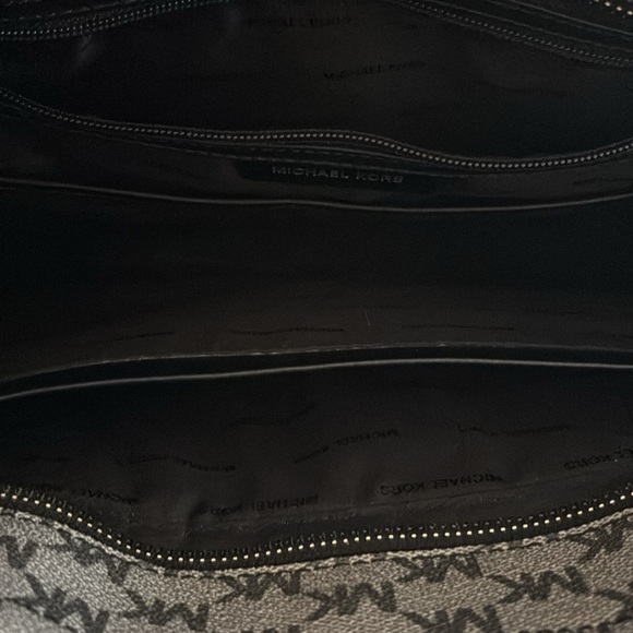 NWOT Michael Kors Large Grey Tote - Picture 2 of 8